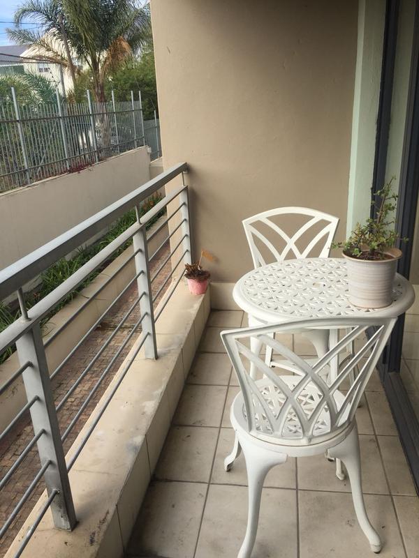 2 Bedroom Property for Sale in Stellenbosch Central Western Cape